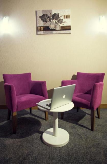 Helikon Business Hotel - image 14