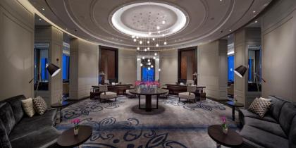 Hilton Istanbul Bomonti Hotel & Conference Center - image 6