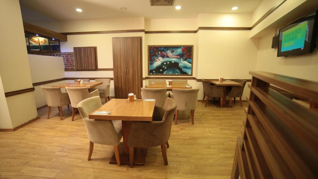 Hotel Black Pearl - image 4