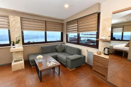 The Pera Hotel - image 10