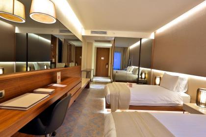 Dosso Dossi Hotels Downtown - image 20