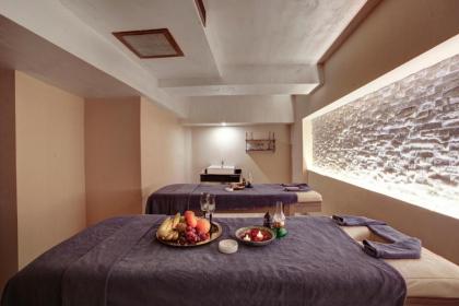 Great Fortune Hotel & Spa - image 17