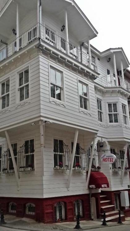 Kadıköy White House - image 8