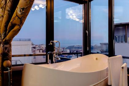 Ayramin Hotel Taksim - image 17