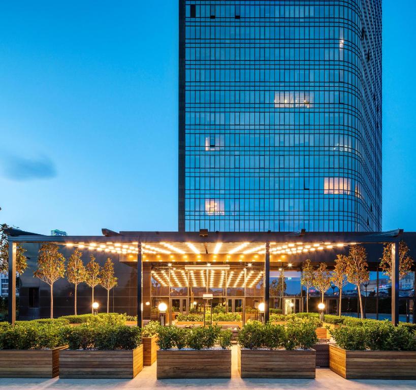 Sheraton Grand Istanbul Atasehir - image 4
