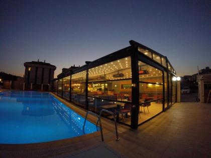 Ucar Royal Hotel ve Konferans Salonu - image 5