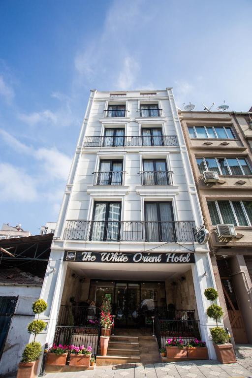 The White Orient Hotel - main image