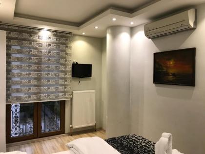 Dolce Vita Suite Hotel - image 11