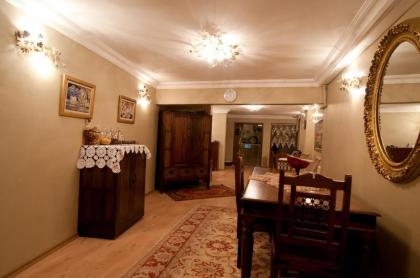 Blue Tuana Suite - image 2