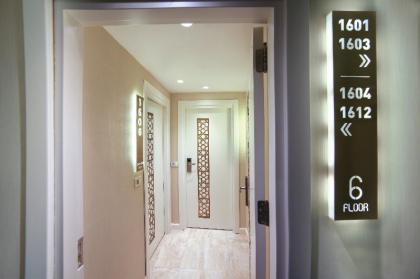 Great Fortune Design Hotel - image 6