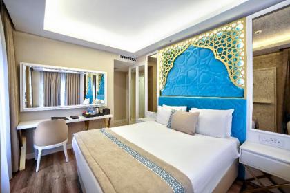Great Fortune Design Hotel - image 8