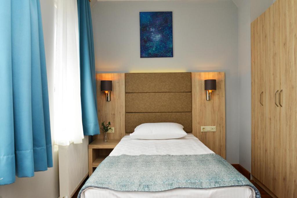 Andi Hotel - image 5