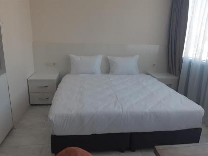 Mia Suite