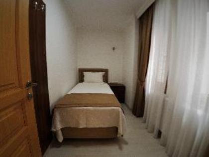 TaksimFlat Deluxe 3 Bedroom Apartment - image 3