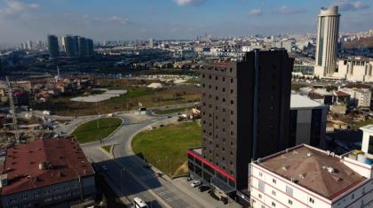 QUA COMFORT HOTEL 