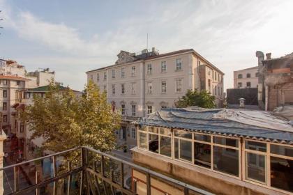 taksim studio flat - image 9