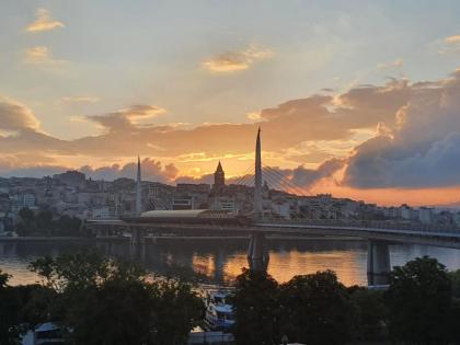 sea star duran apart Istanbul