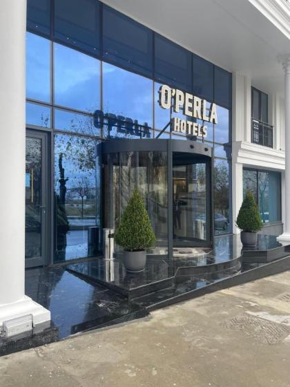 Operla Airport Hotels Trademark Collection by Wyndham - image 3