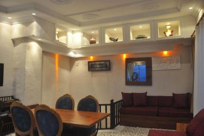 2BR Cozy Central Apartment with Amazing Sea View! - image 6