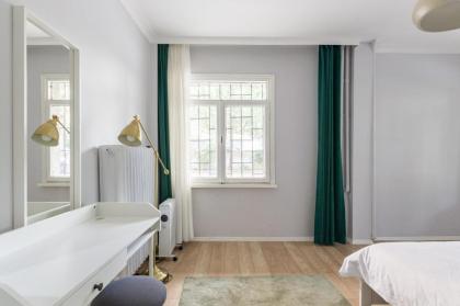 Stylish Flat near Cevahir Shopping Mall in Sisli - image 12