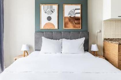 Cozy and Modern Studio with View in Atasehir Istanbul 