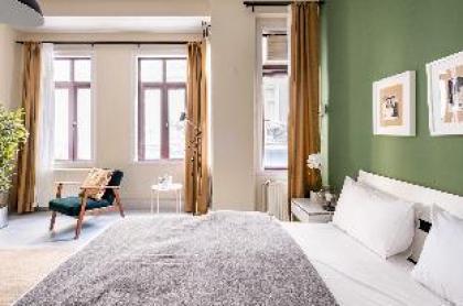 Modern Flat with Central Location in Beyoglu 