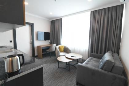 VPLUS HOTEL - image 8