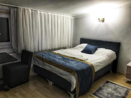 Yed Hotel - image 8
