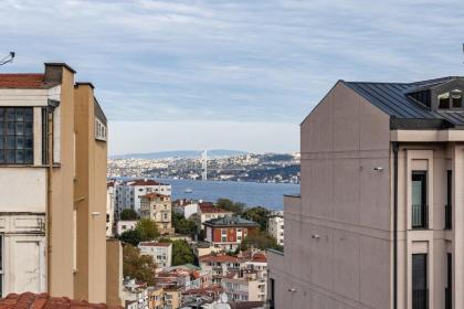 Beautiful Penthouse 3bd2bath Duplex Views! #340 - image 1