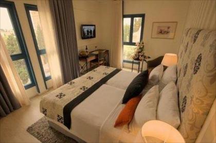 Eldan Hotel - image 1