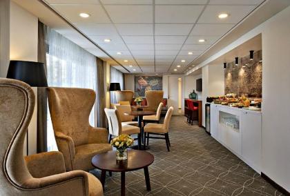 Prima Kings Hotel - image 2