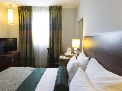 Prima Royale Hotel - image 11
