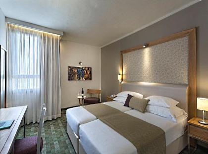 Prima Park Hotel Jerusalem - image 3