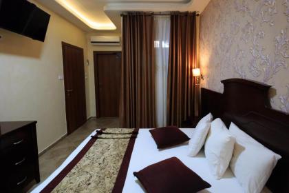 Hashimi Hotel - image 14