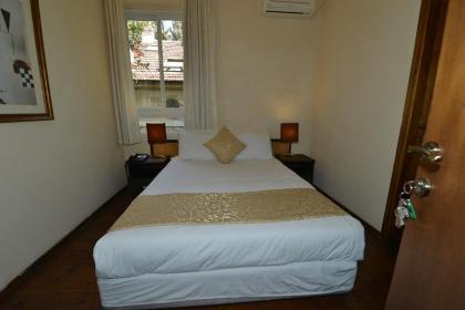 The Colony Hotel - image 11