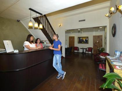 The Colony Hotel - image 12