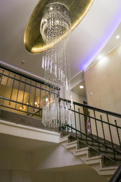The Colony Hotel - image 15