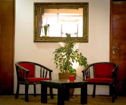 The Colony Hotel - image 2