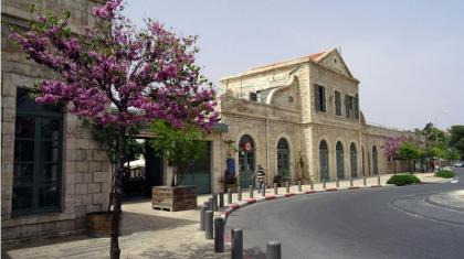 The Colony Hotel - image 8