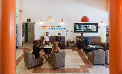 Abraham Hostel Jerusalem - image 7
