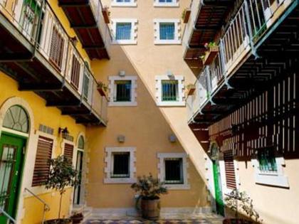 The Market Courtyard - Suites Hotel - image 1
