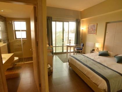 Holy Land Hotel - image 7