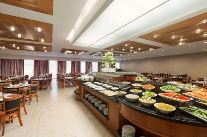 Ramada Jerusalem - image 9