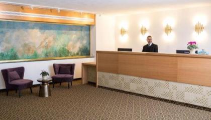 Seven Arches Hotel - image 2