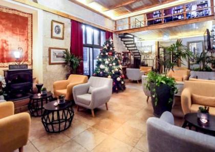 New Imperial Hotel - image 13