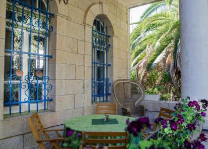Jerusalem Garden Home - image 10