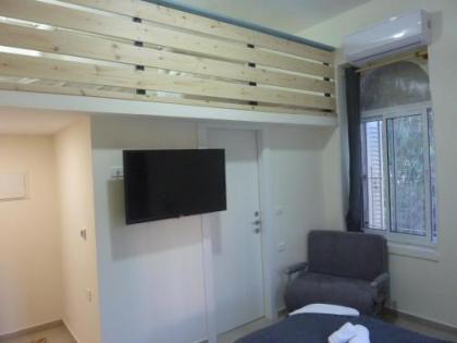 Allenby2 B&B - image 17