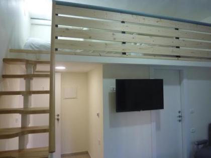 Allenby2 B&B - image 18