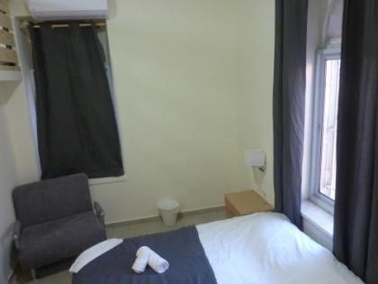 Allenby2 B&B - image 19