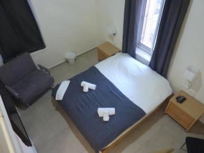 Allenby2 B&B - image 20